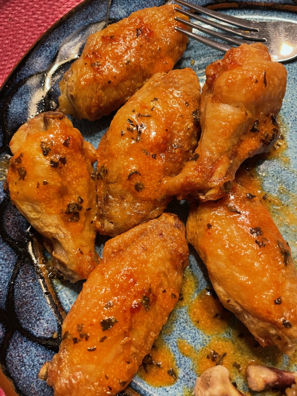 baked wings with garlic powder and herbs